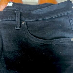 LEVI'S 311 Shaping Skinny Black Jeans